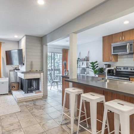 Updated Whistler Creek Studio With Parking Exterior foto